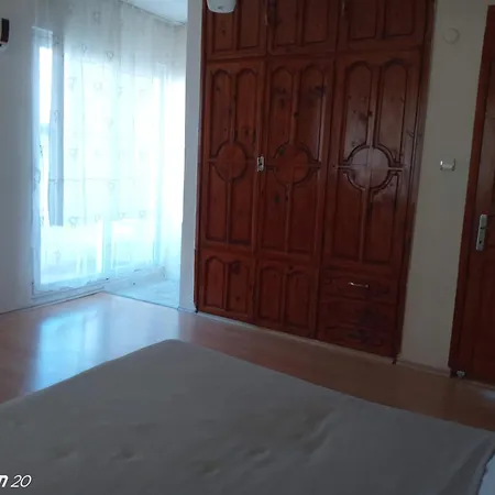 Hostel Hzd *
